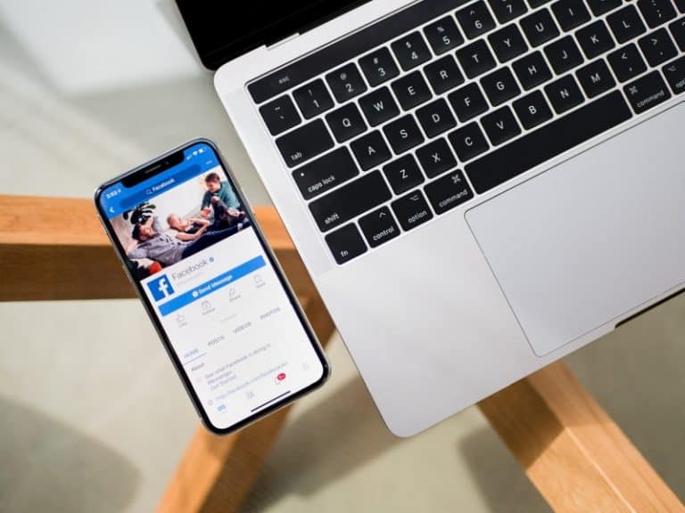 Freelance Networking: Using Direct Messages to Conduct High-Quality Outreach